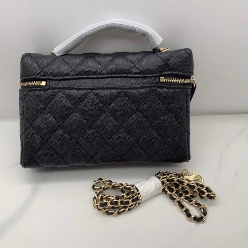 Chanel VIP Bag - Picture 3 of 9